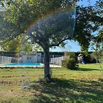 Maison Perigourdine 14 Personnes Avec Piscine Busserolles