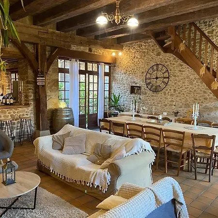 Apartmán Maison Perigourdine 14 Personnes Avec Piscine *