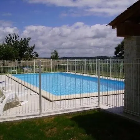 Maison Perigourdine 14 Personnes Avec Piscine